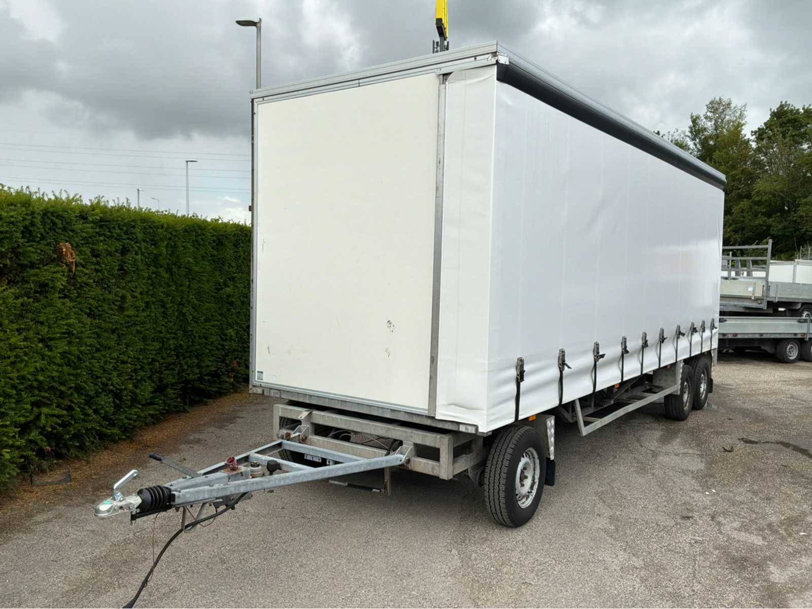 Trailers 