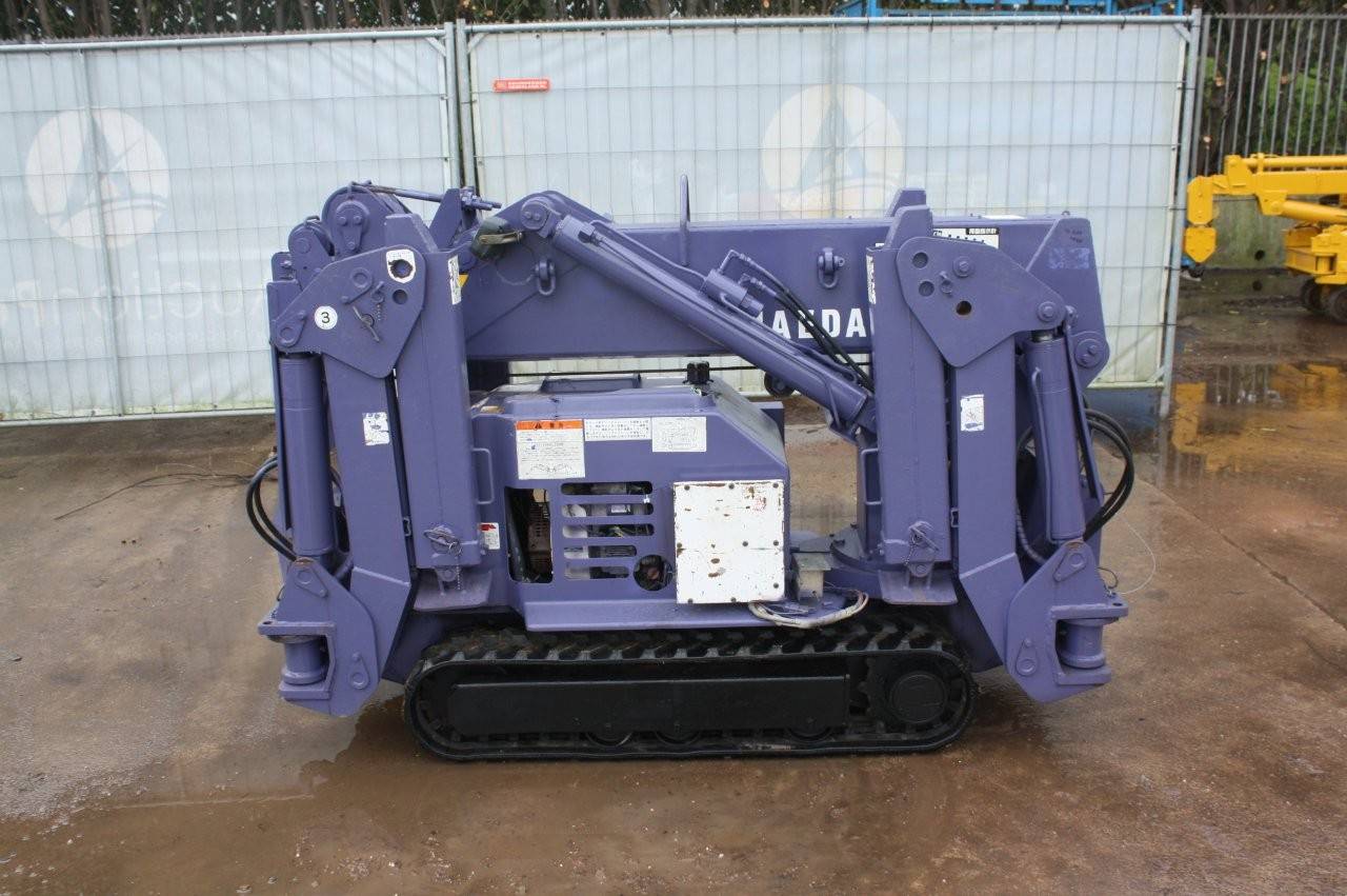 Maeda MC-205 Diesel Crane 2500kg 7m 2013