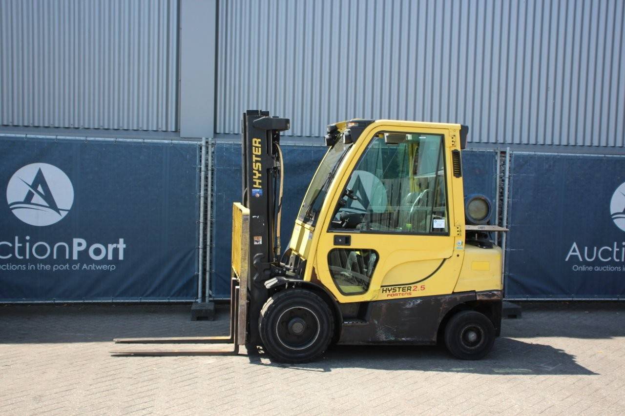 Forklift Hyster H2.5FT LPG 2340kg 4.95m 2010