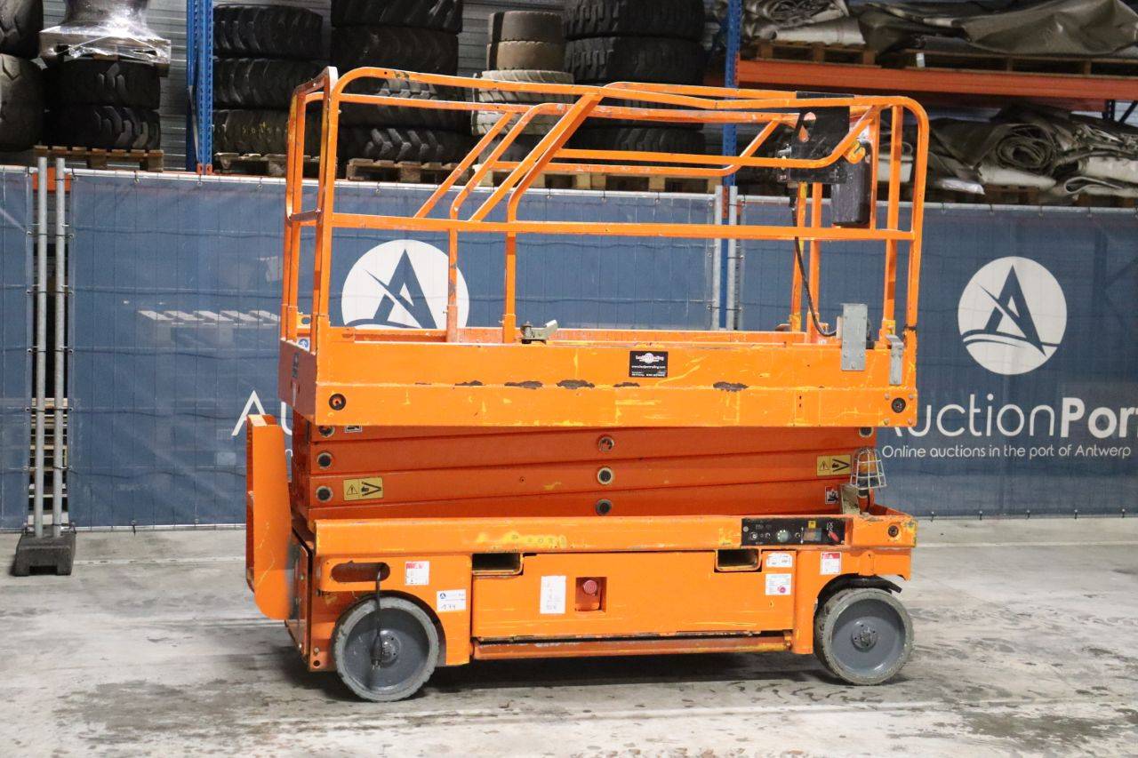 Scissor lift Haulotte Compact 10 Electric 10m 2008
