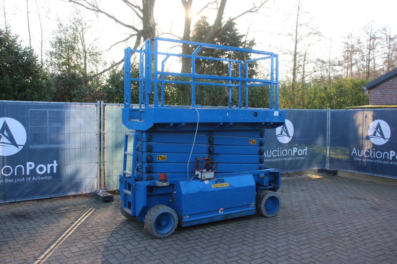Scissor lift HAB S142-12E2WD Electric 14.2m 2013