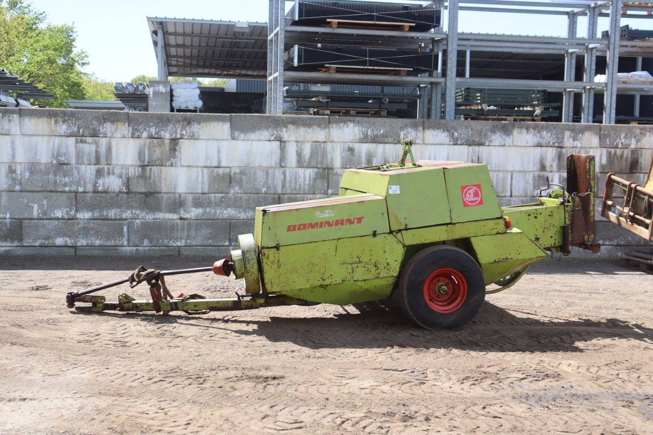 Claas DOMINANT Baler