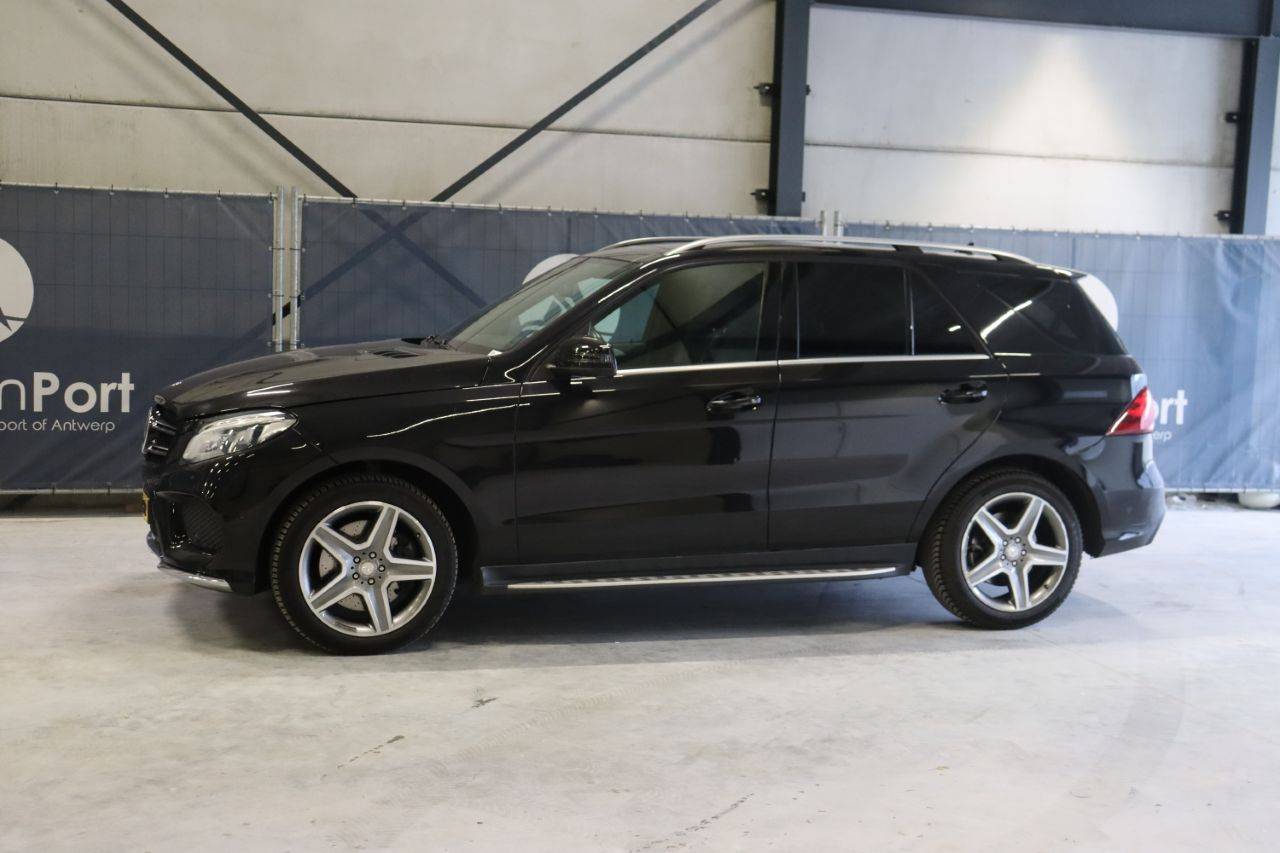 SUV Mercedes-Benz GLE 400 4-matic AMG Petrol 334 hp 2016 (Margin)