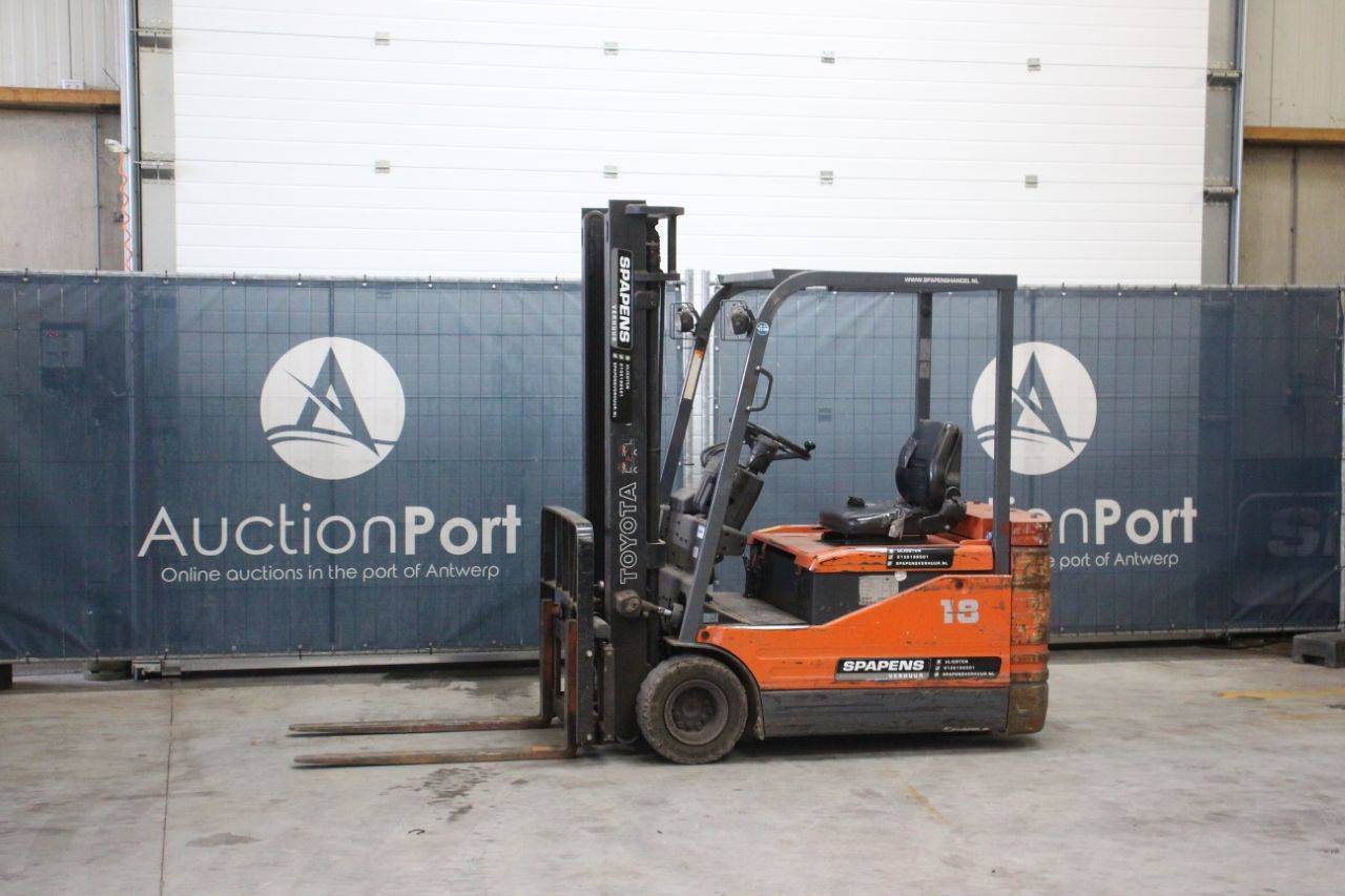 Toyota 5FBE18 Electric Forklift 1750kg 3.5m 2000