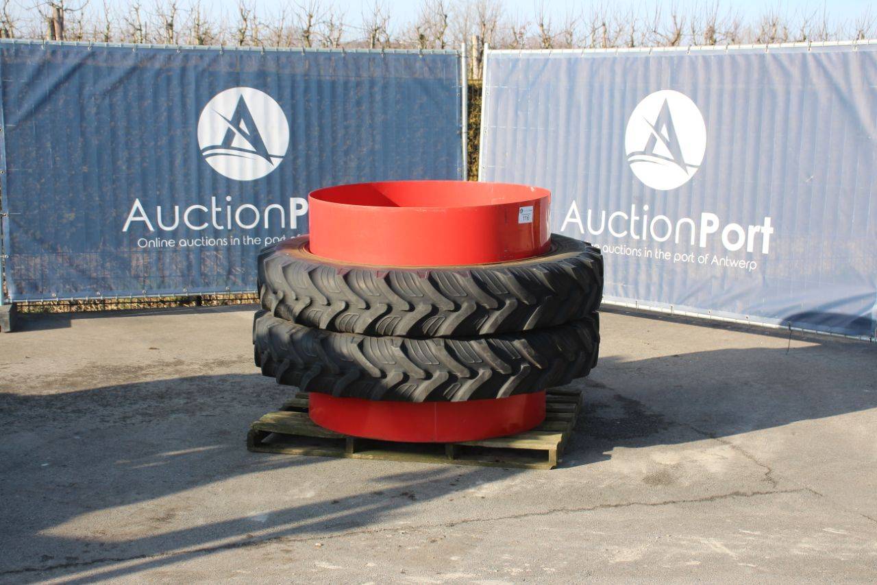 Party Tires