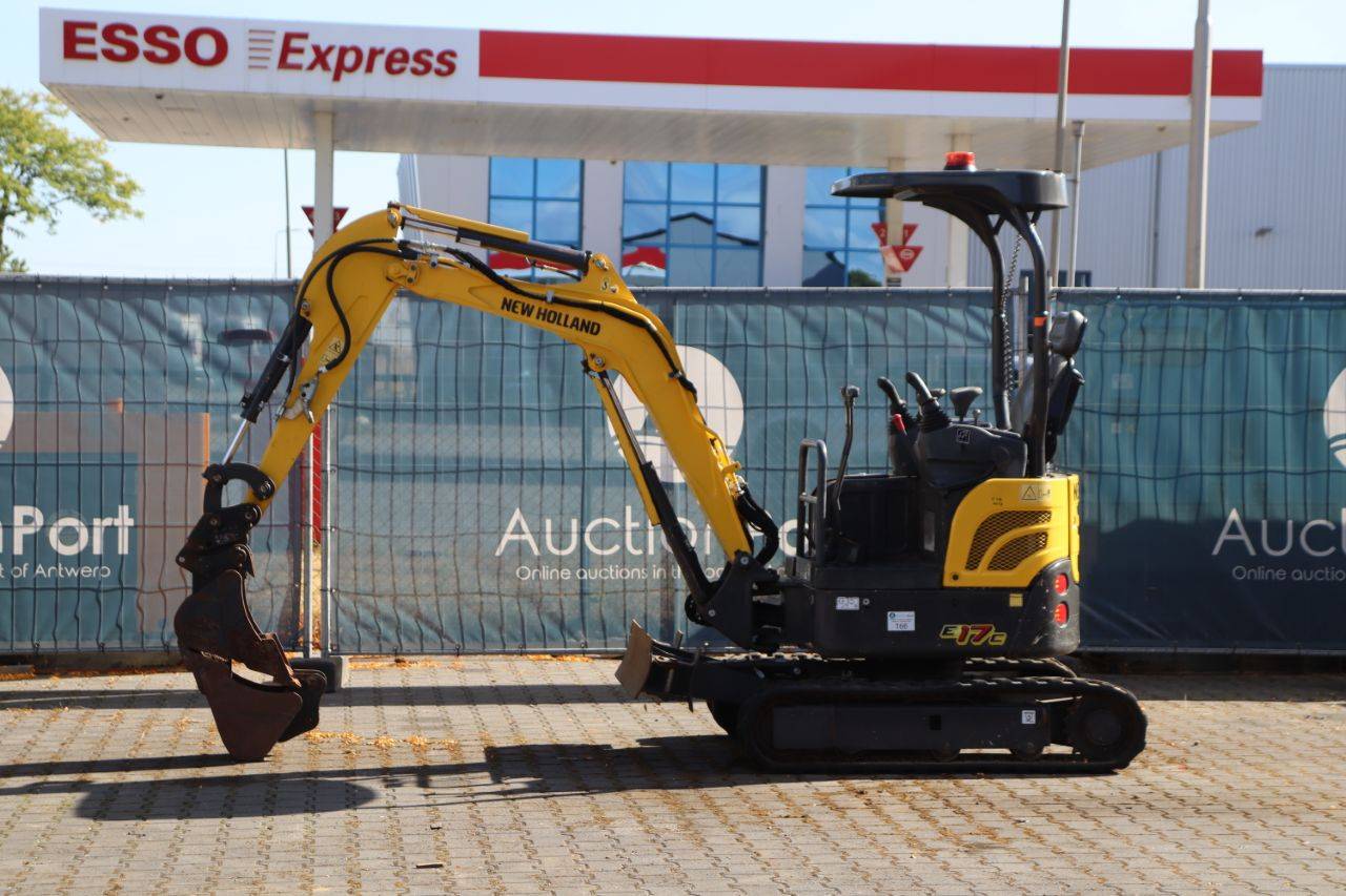 Mini excavator New Holland E17C Diesel 2021