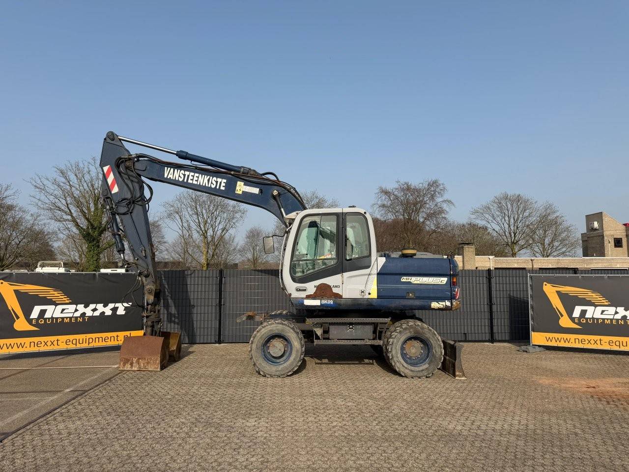 New Holland Kobelco MH PLUS C Diesel Wheeled Excavator 112kW 2006