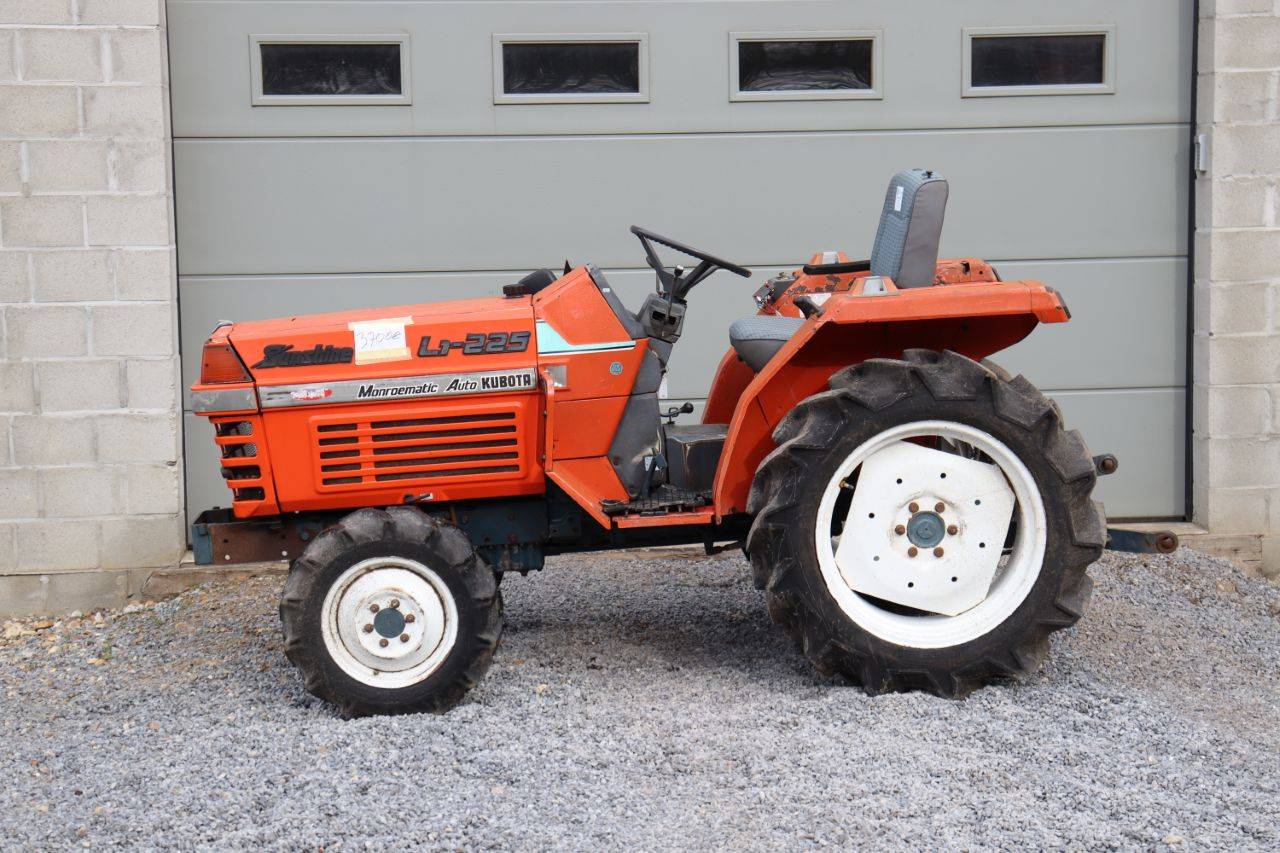 Mini tractor Kubota L1-225 Diesel