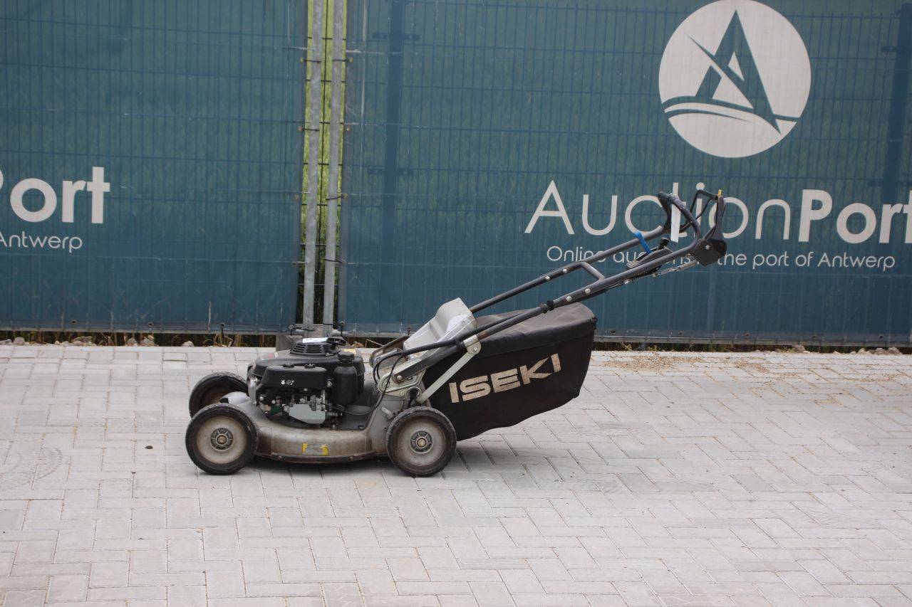 Iseki Petrol Lawnmower