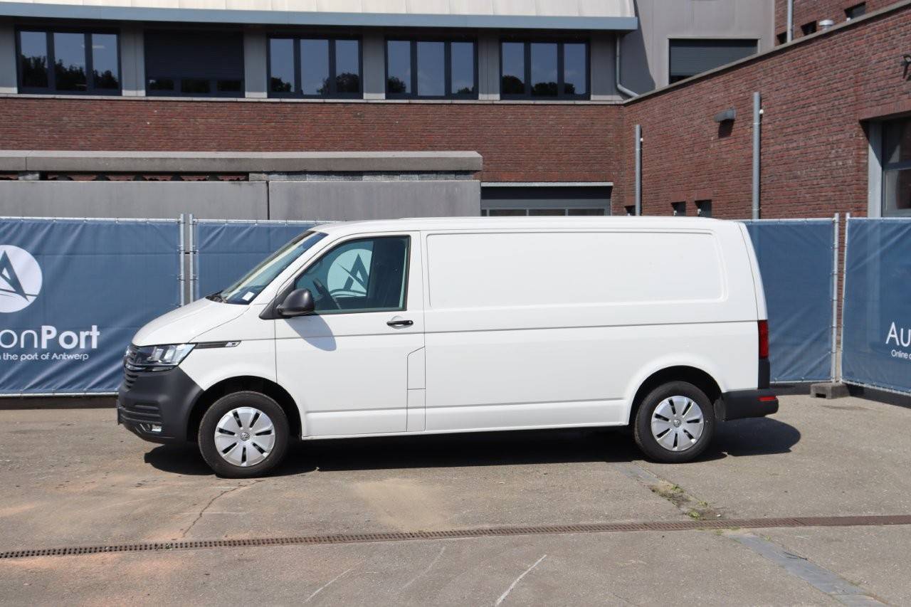 Bestelwagen Volkswagen T6 Transporter Diesel 2024