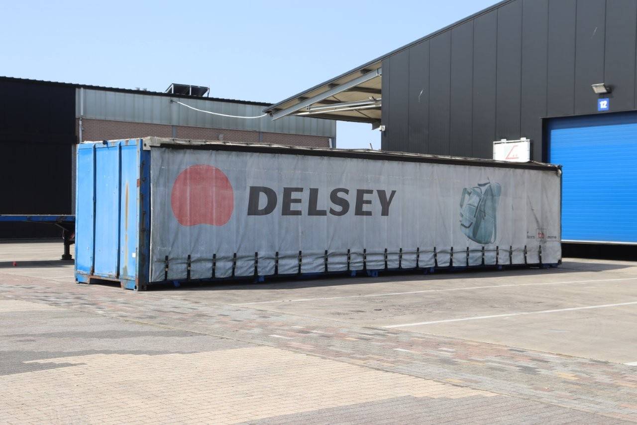 Sliding tarpaulin container 83m³