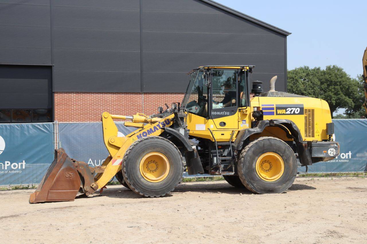 Wheel loader Komatsu WA270-8E0 Diesel 2021