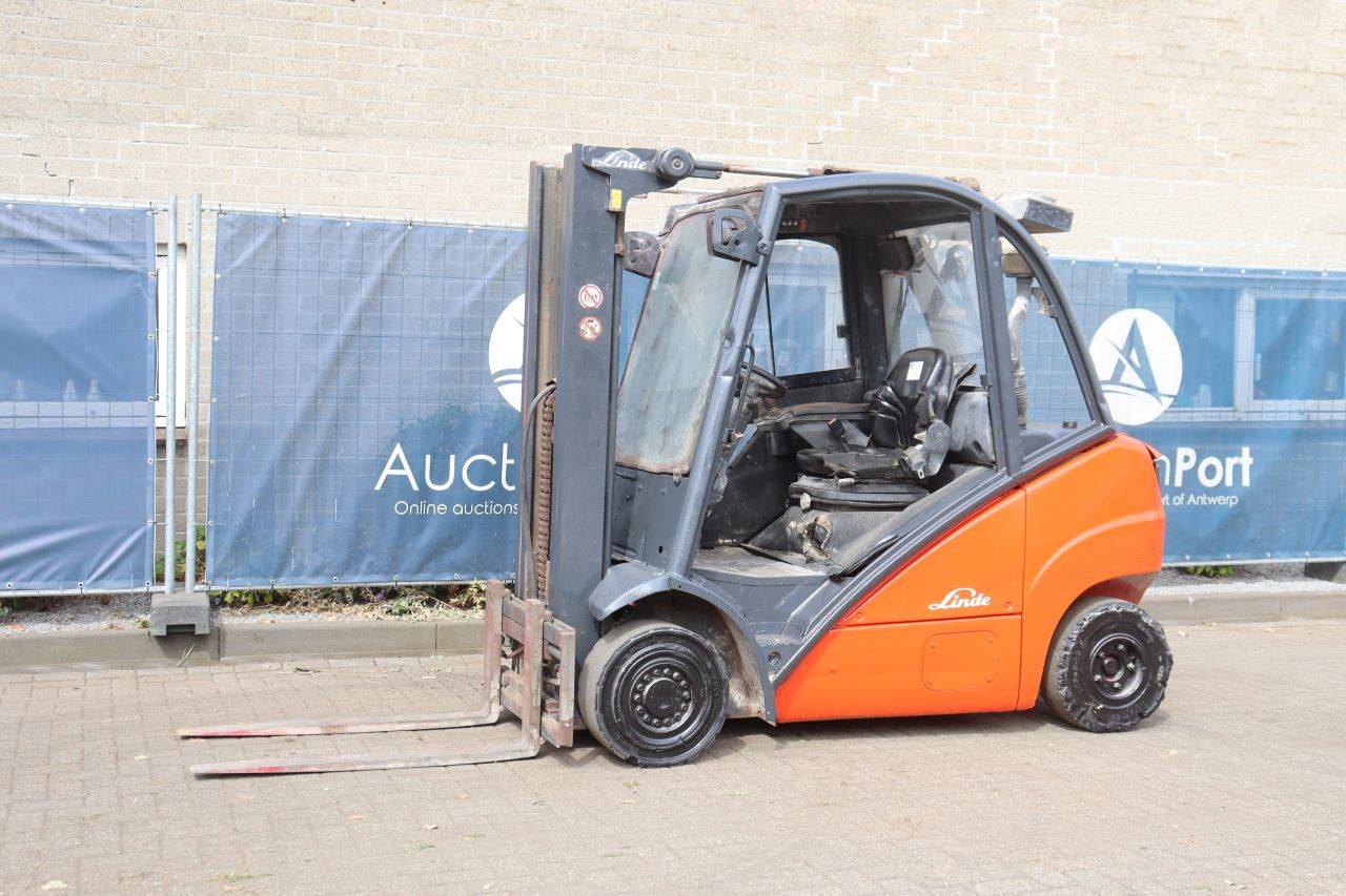 Linde H25D Diesel Forklift 2500kg 7m 2006