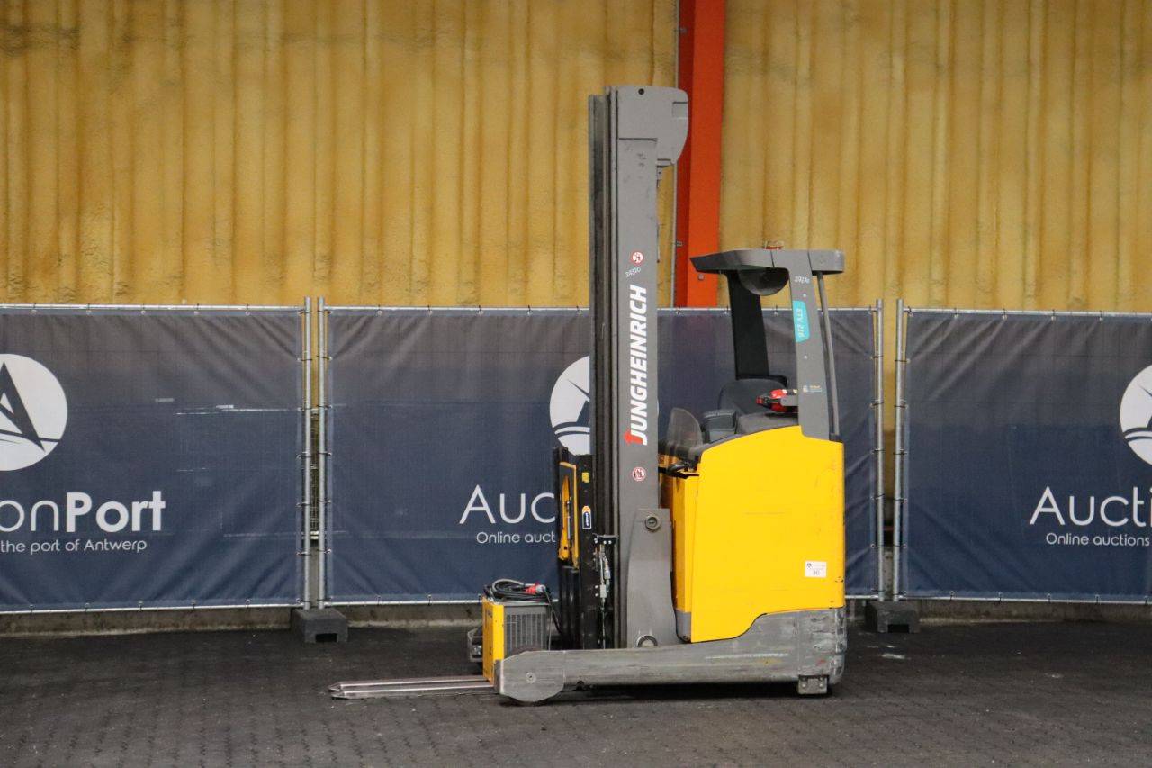 Reach truck Jungheinrich ETV 216 Electric 1400kg 7.4m 2016
