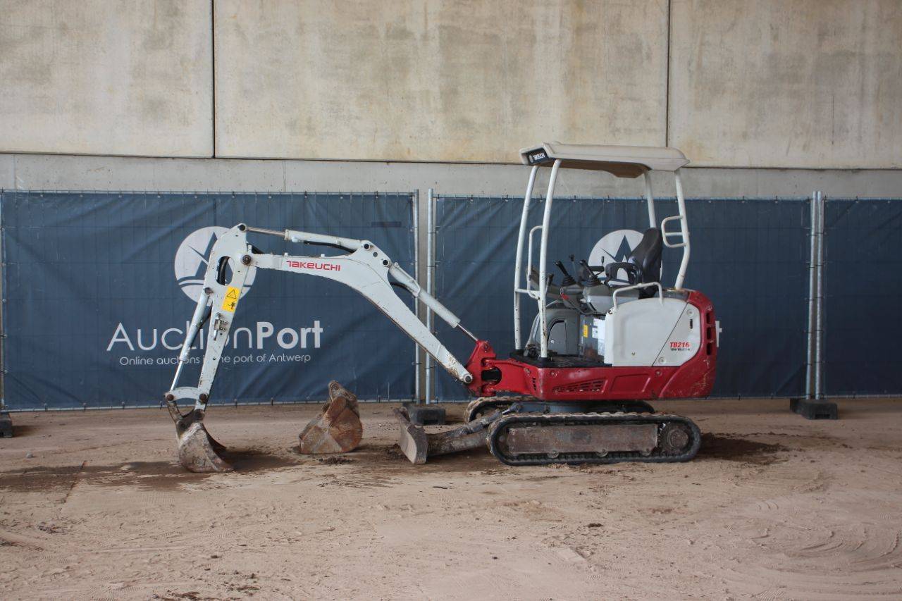 Mini excavator Takeuchi TB216 Diesel 2016