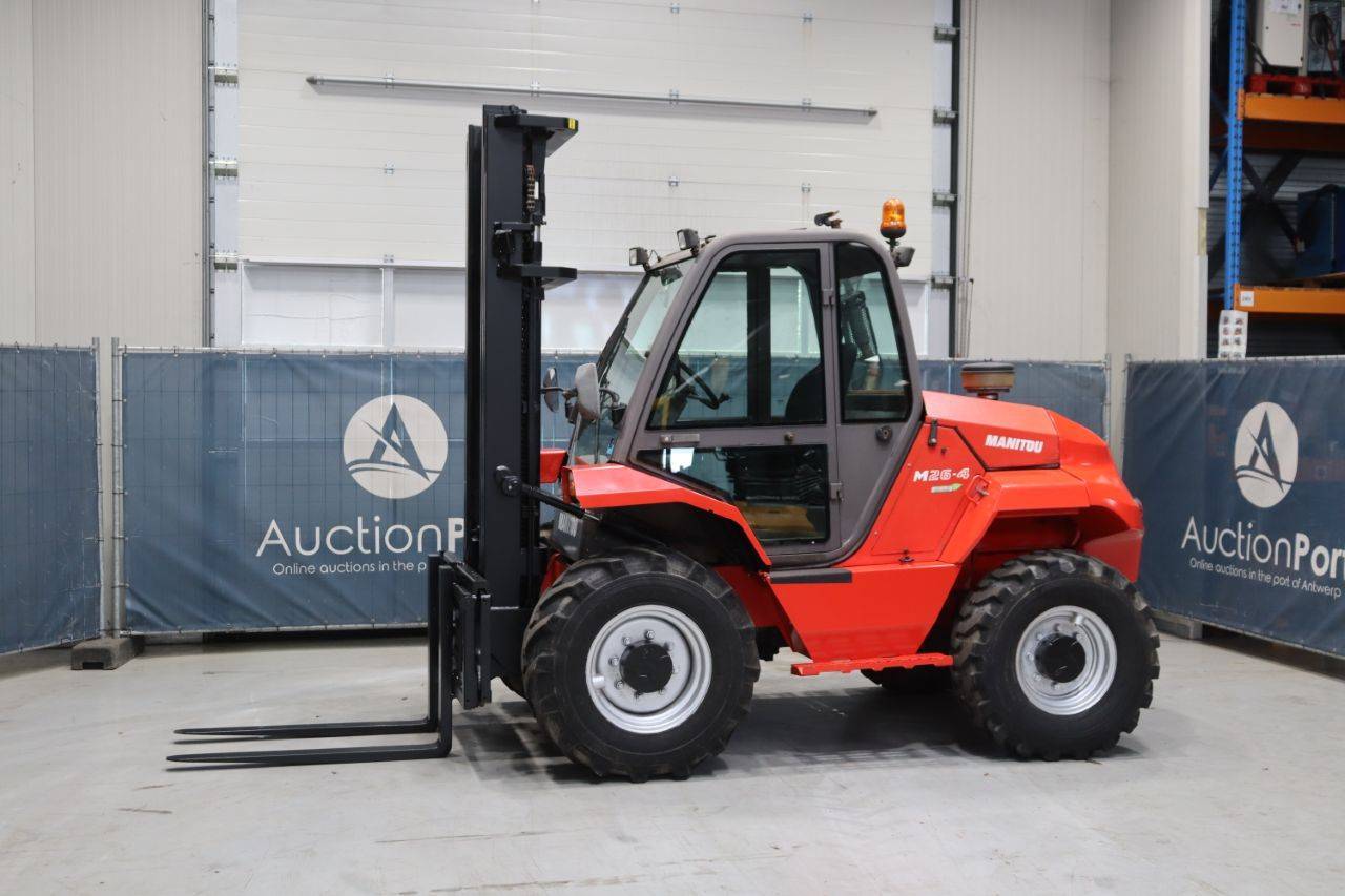Forklifts - Reach trucks - Pallet trucks - Aerial work platforms