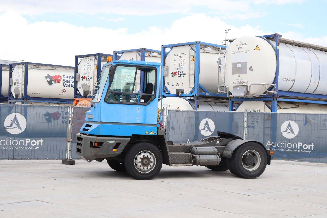 Terminal Tractor Terberg YT180 Diesel 175hp 2001