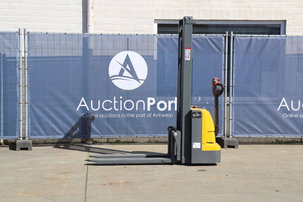 Nycheki EW 15 Electric Stacker 1500kg New