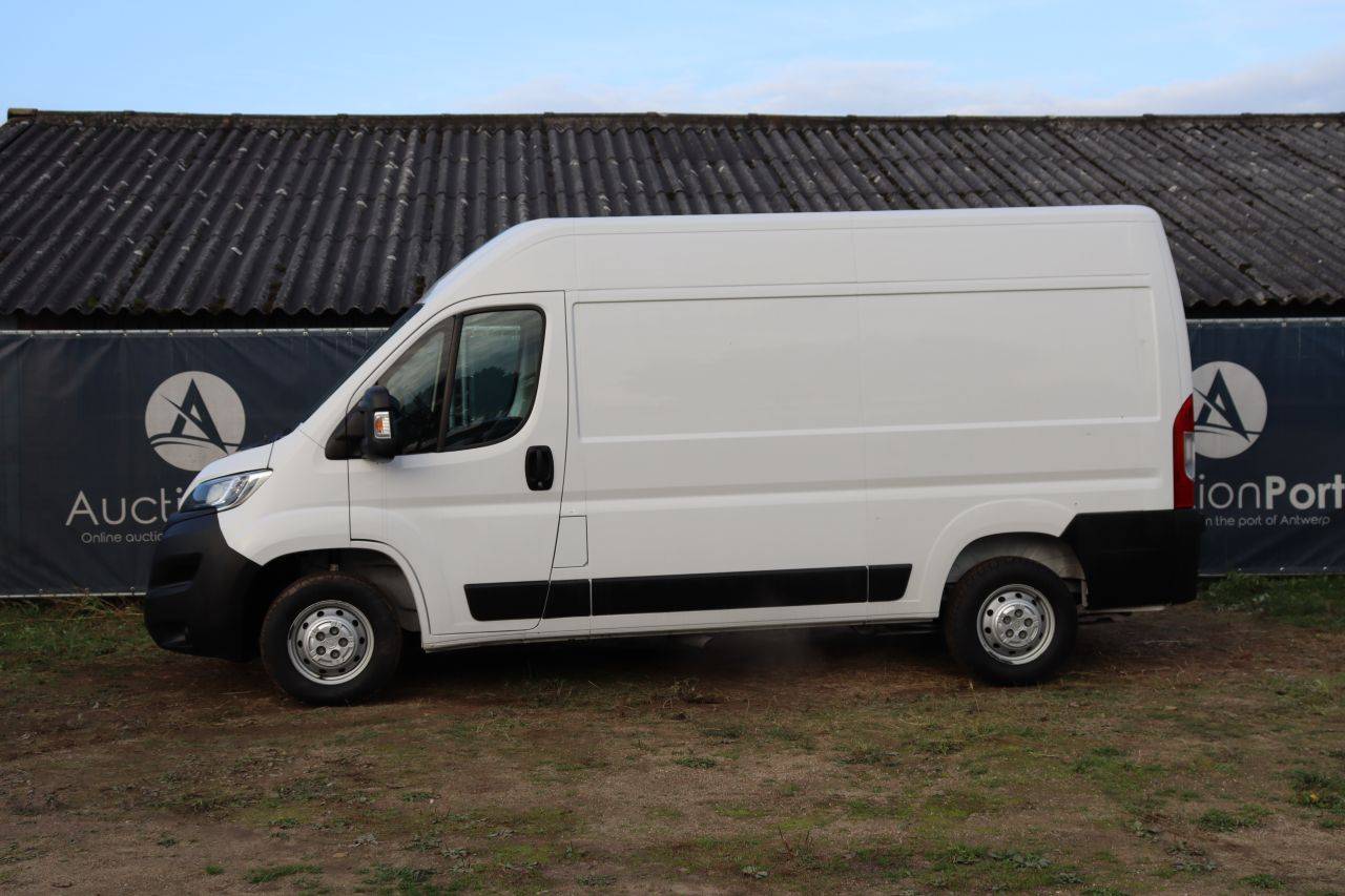 Furgoneta diésel Opel MOVANO