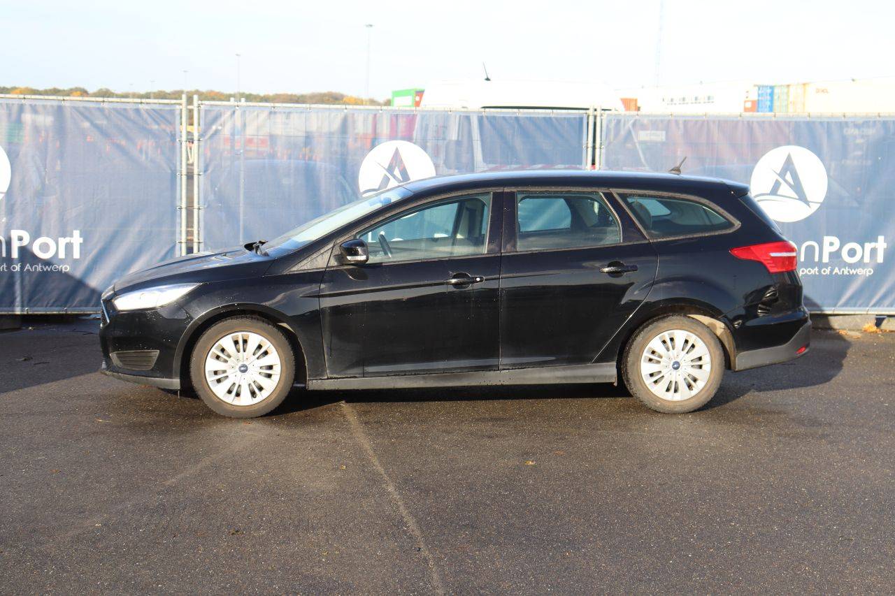 Ford Focus Kombi, Benzin, 100 PS, Baujahr 2018 (Preisspanne)