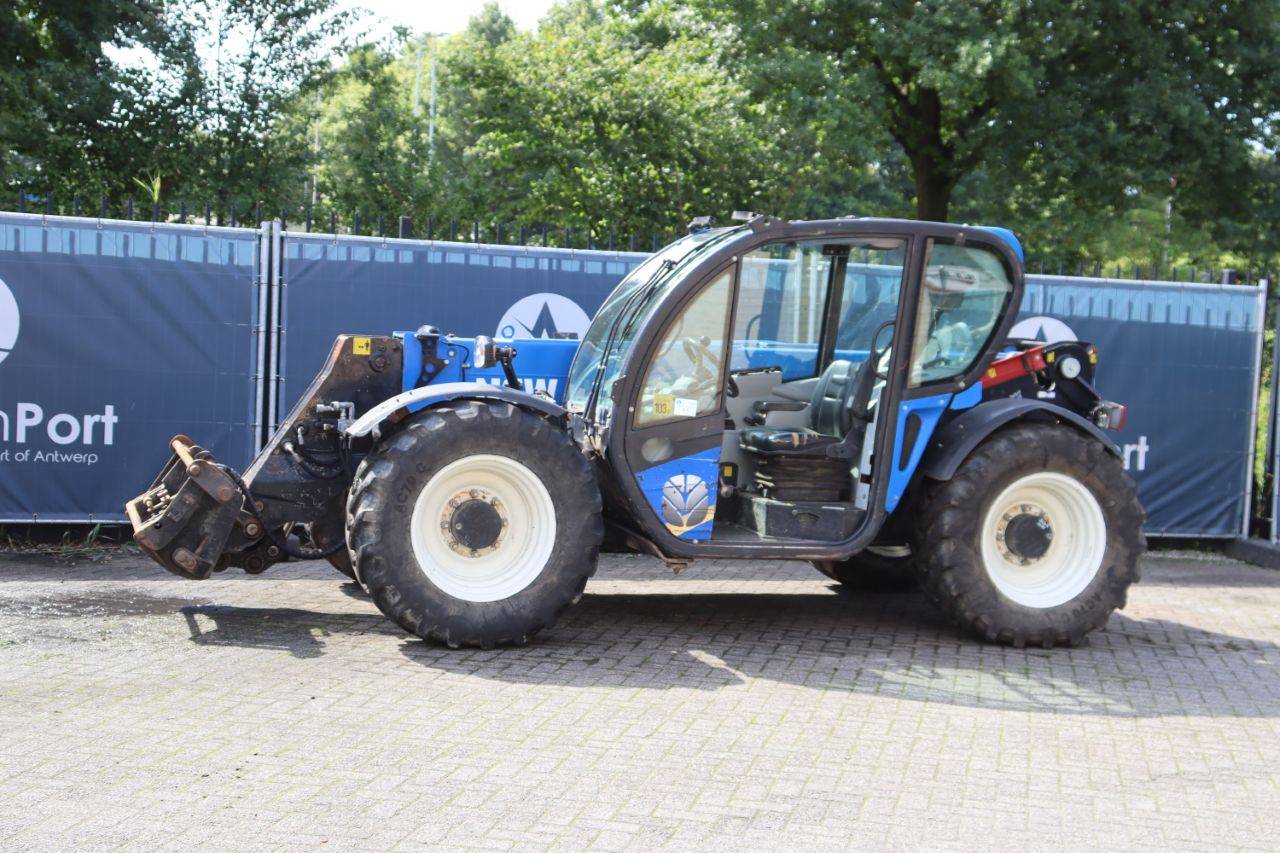 Telehandler New Holland 187 Diesel 101hp 2012