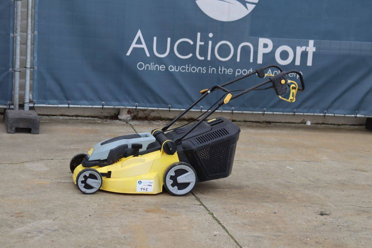 Electric lawn mower