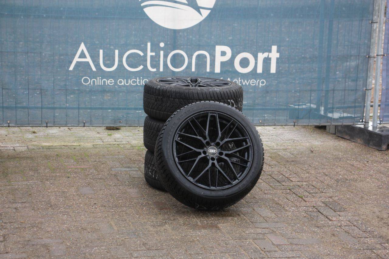Tires Dunlop 245/45R18 102V with rim Audi 4 pieces (Margin)