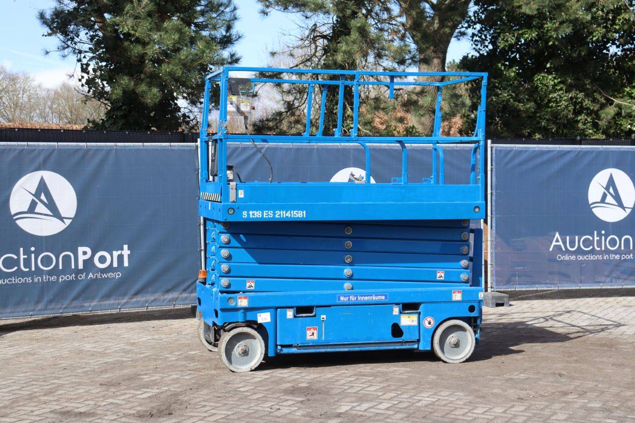 Scissor lift Haulotte Compact 14 Electric 14m