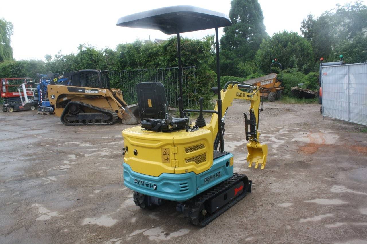 Mini excavator DigMaster DM100 Diesel 13.5hp 2025 Demo | Aucti...