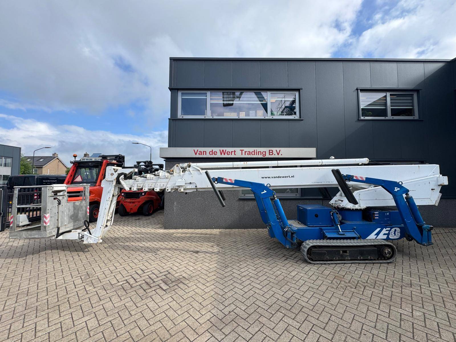 Spider lift Teupen Leo36T Diesel 200kg 35.5m 2006