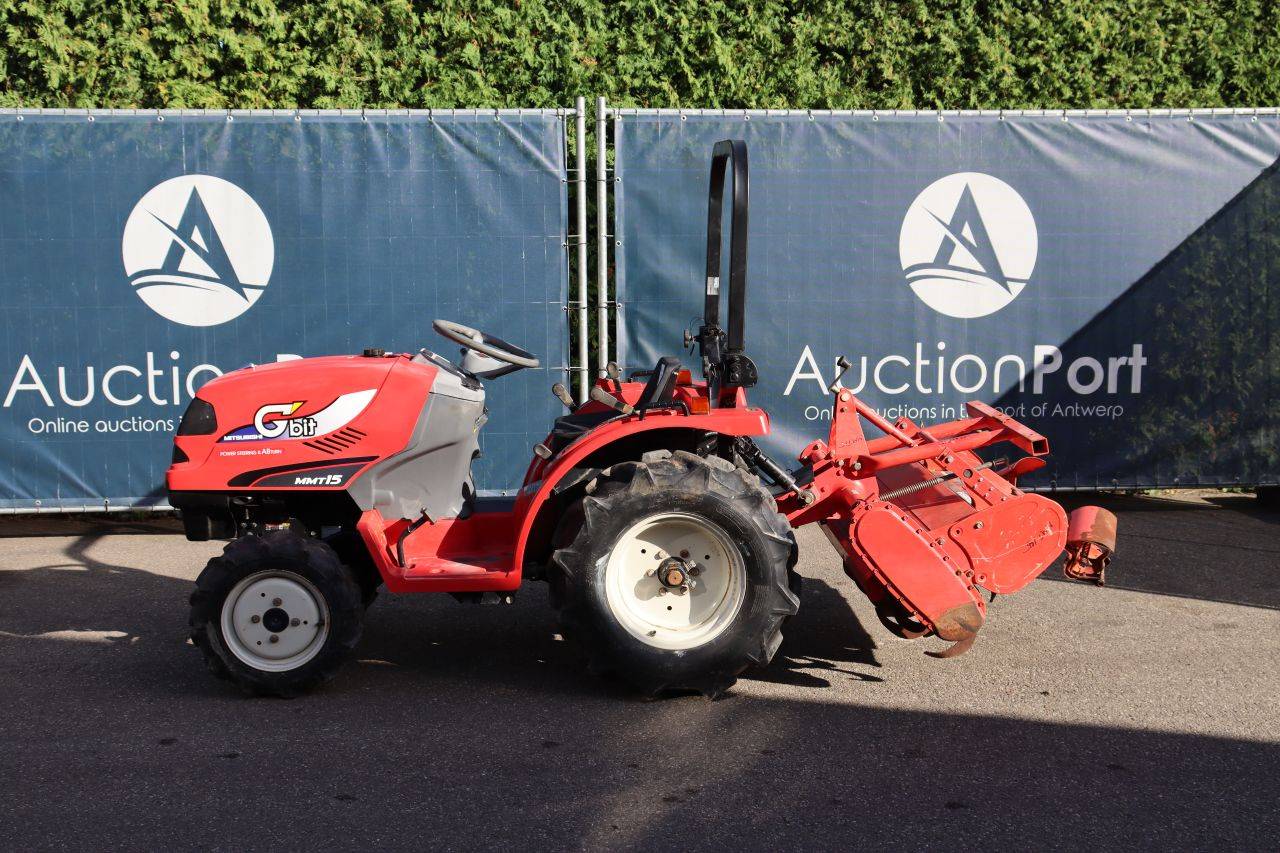 Mitsubishi MMT15 Mini-Traktor, Diesel, 15 PS, mit Grubber
