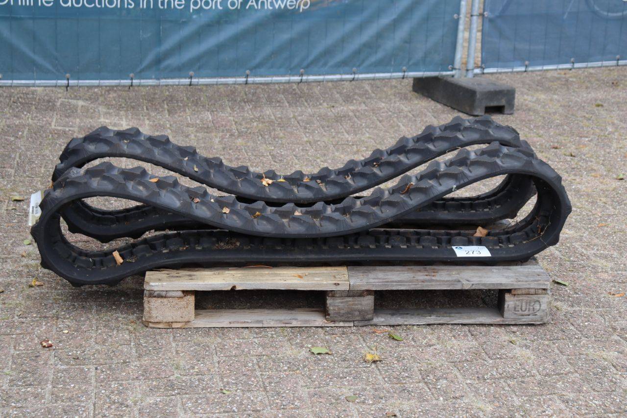 Batch of Yachoo T230x48x72 Tracks