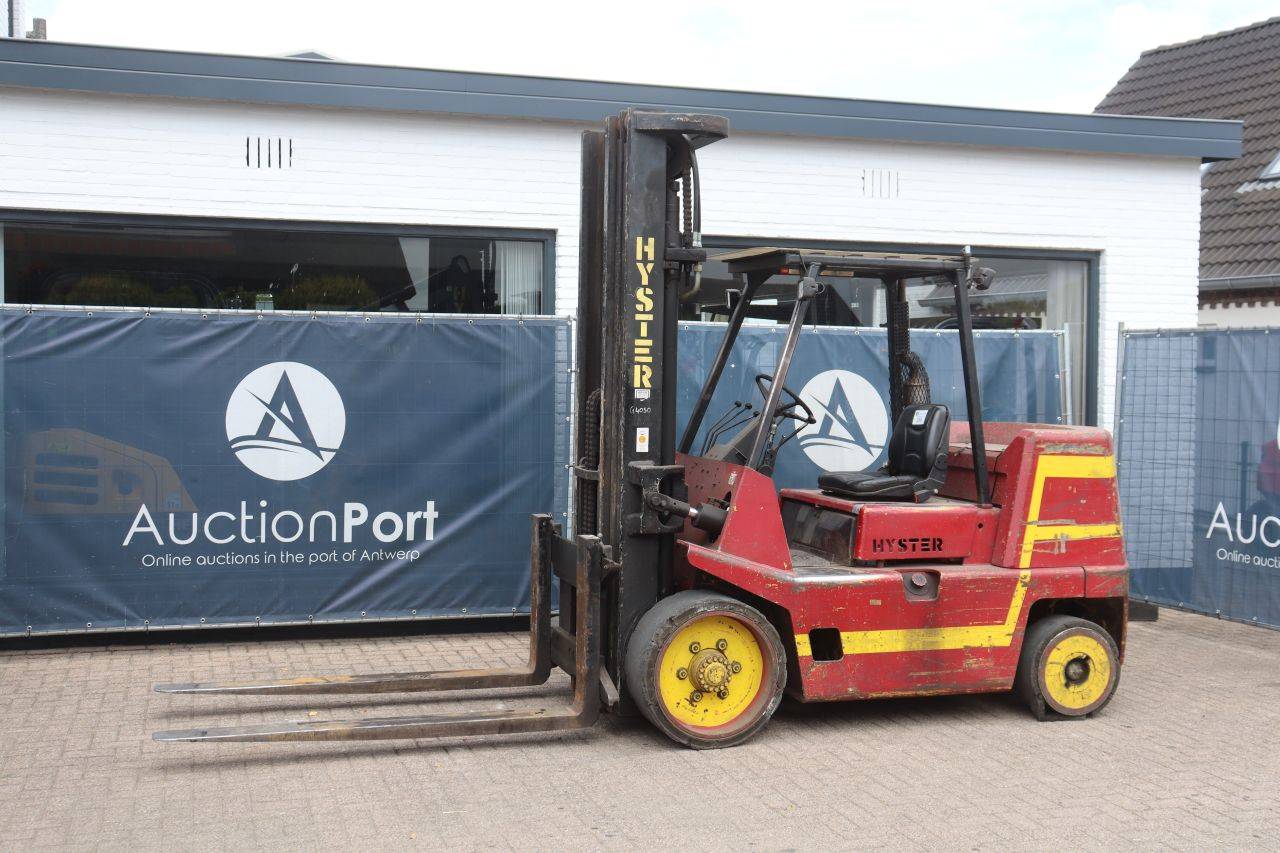 Hyster S7.00XL Diesel Forklift 1990