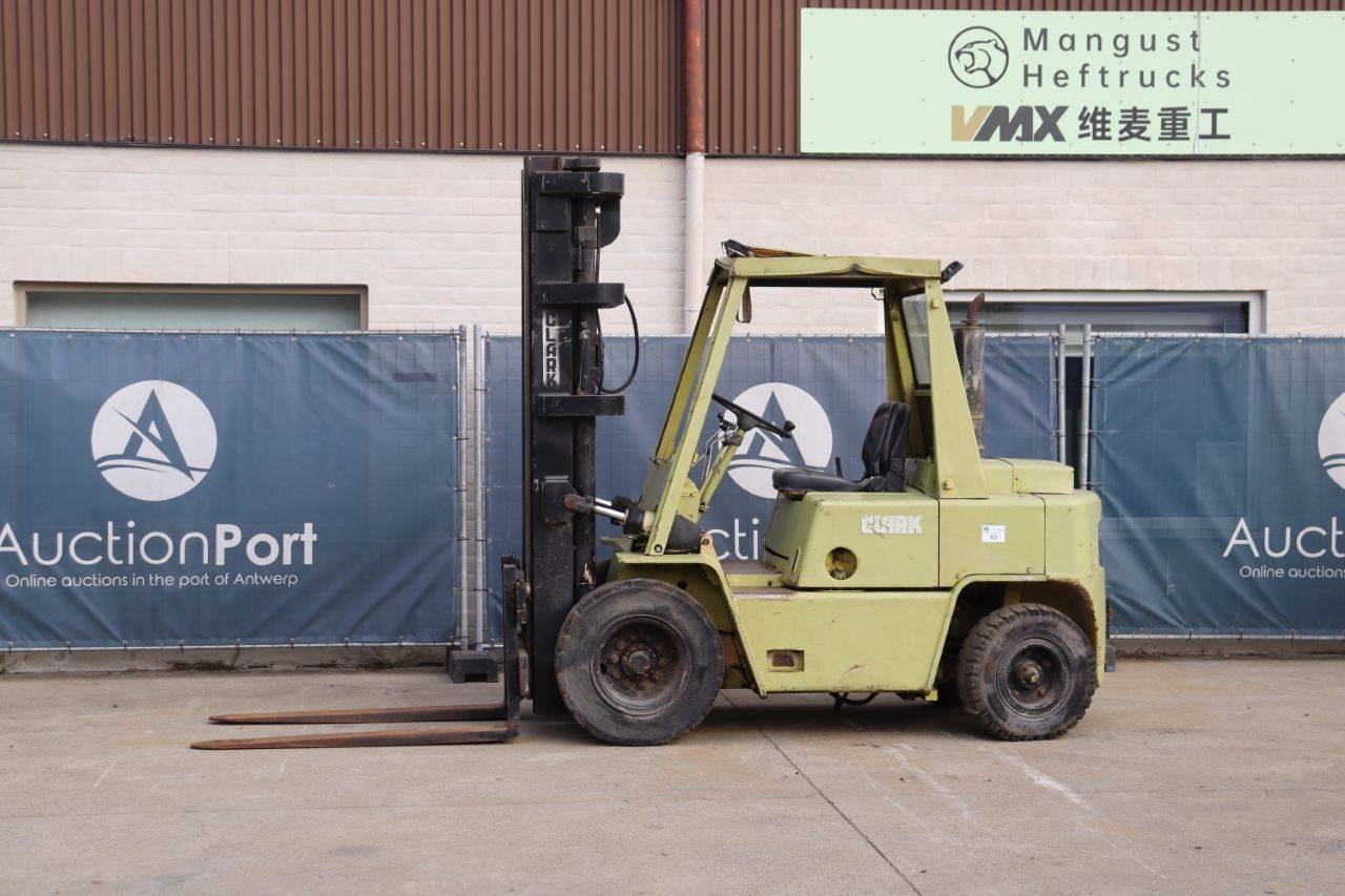 Heftruck Clark C500Y70 PD Diesel 3200kg 3.78m