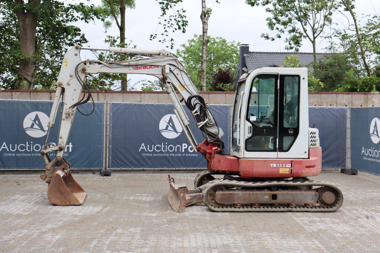 Crawler excavator Takeuchi TB153FR Diesel 29kW 2008