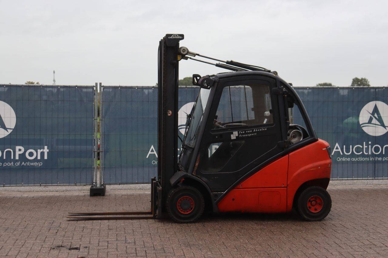Carrello elevatore Linde H20T a GPL, 2000 kg, anno 2004
