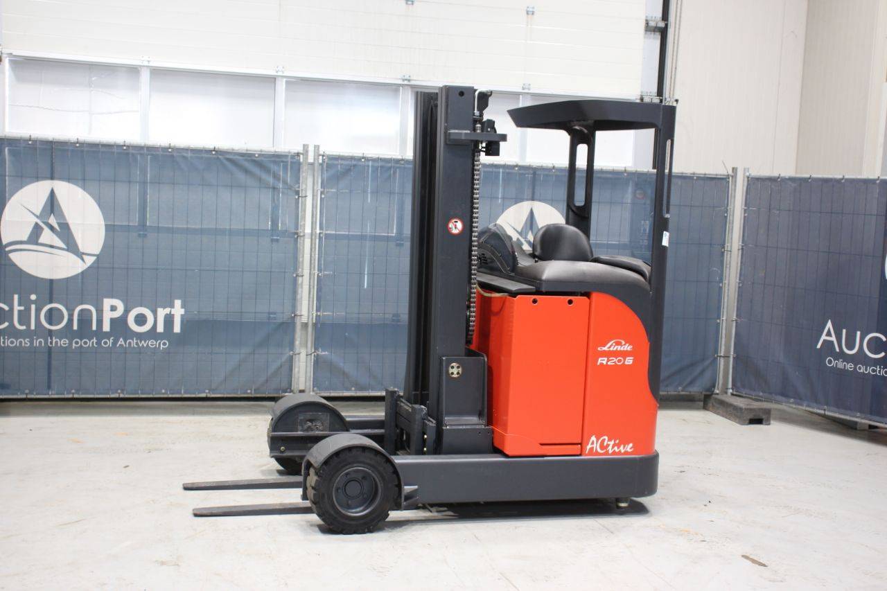 Reach truck Linde R20G-03 Electric 2000kg 2010