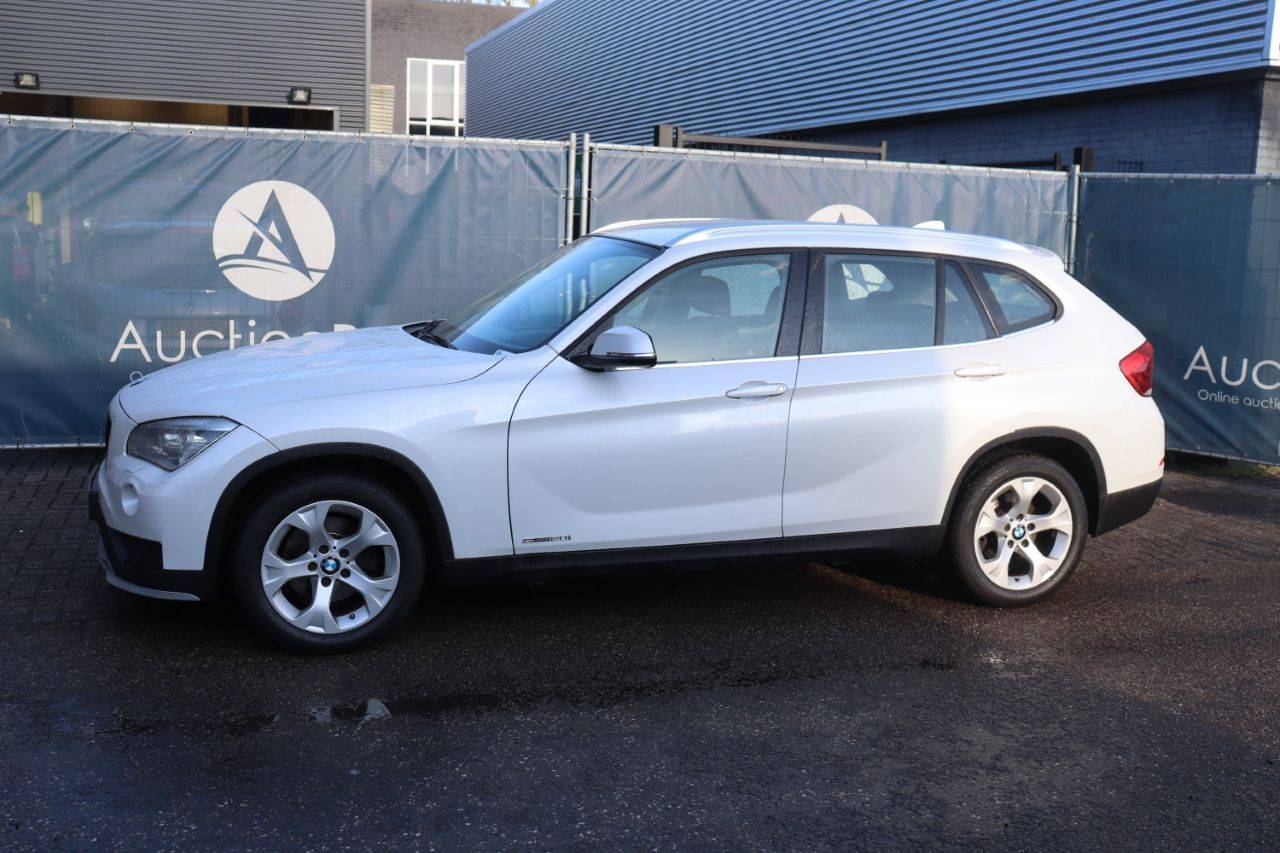 SUV BMW X1 SDRIVE20I Petrol 184hp 2014 (Margin)