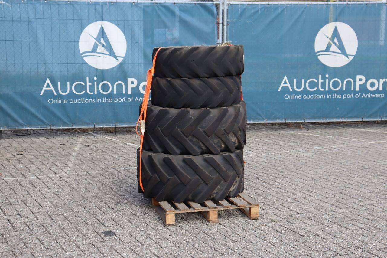Batch of Agricultural Tires Implement AS504 10.5/80-18 4 Pieces