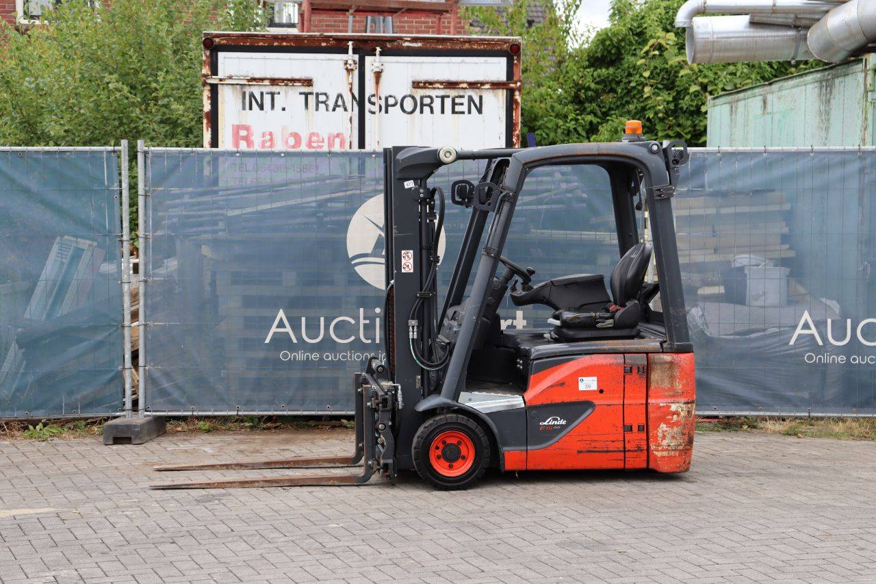 Linde E15-02 Electric Forklift 1500kg 2020