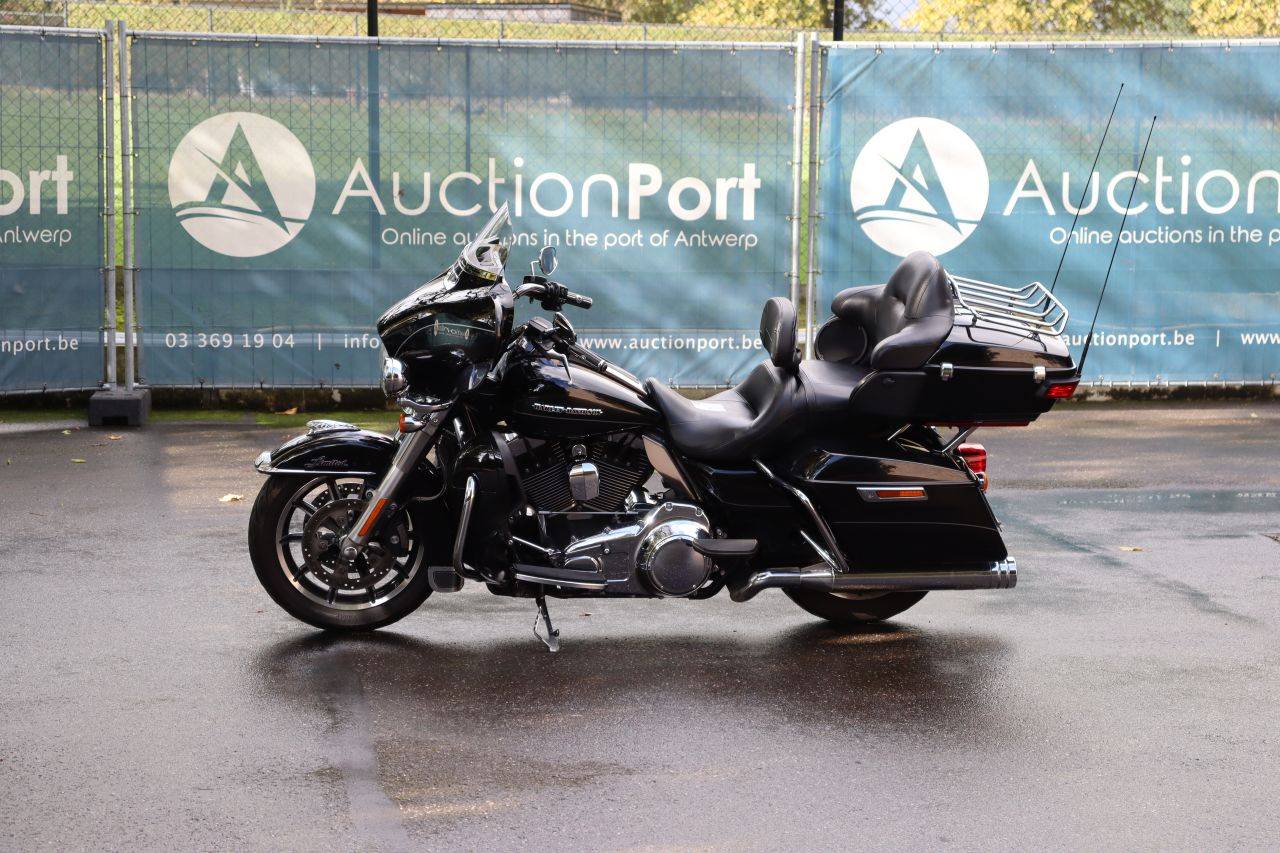 Motorcycle Harley-Davidson ULTRA CLASSIC Petrol 2016 (Margin)