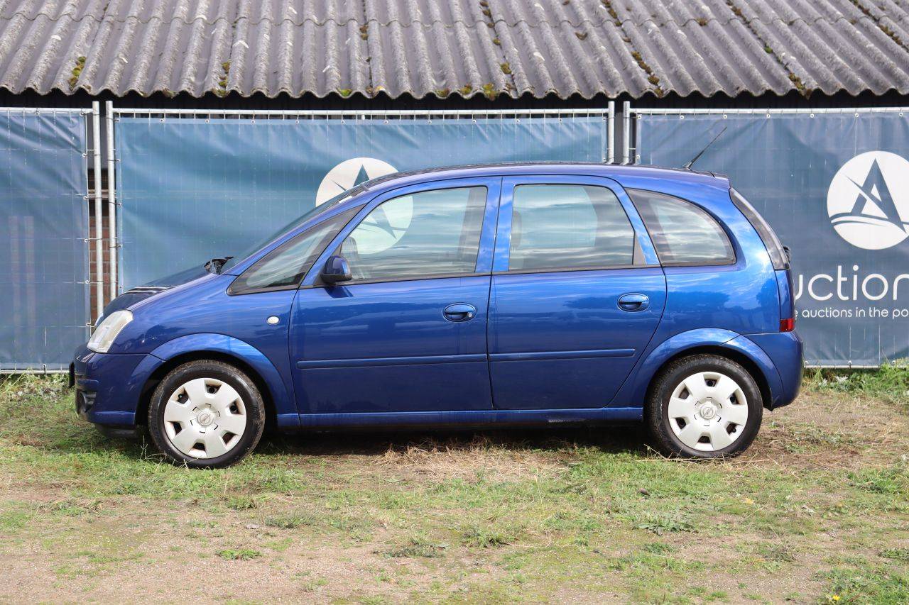 Opel Meriva-A, automóvil de pasajeros, gasolina, 90 CV, año 2007.