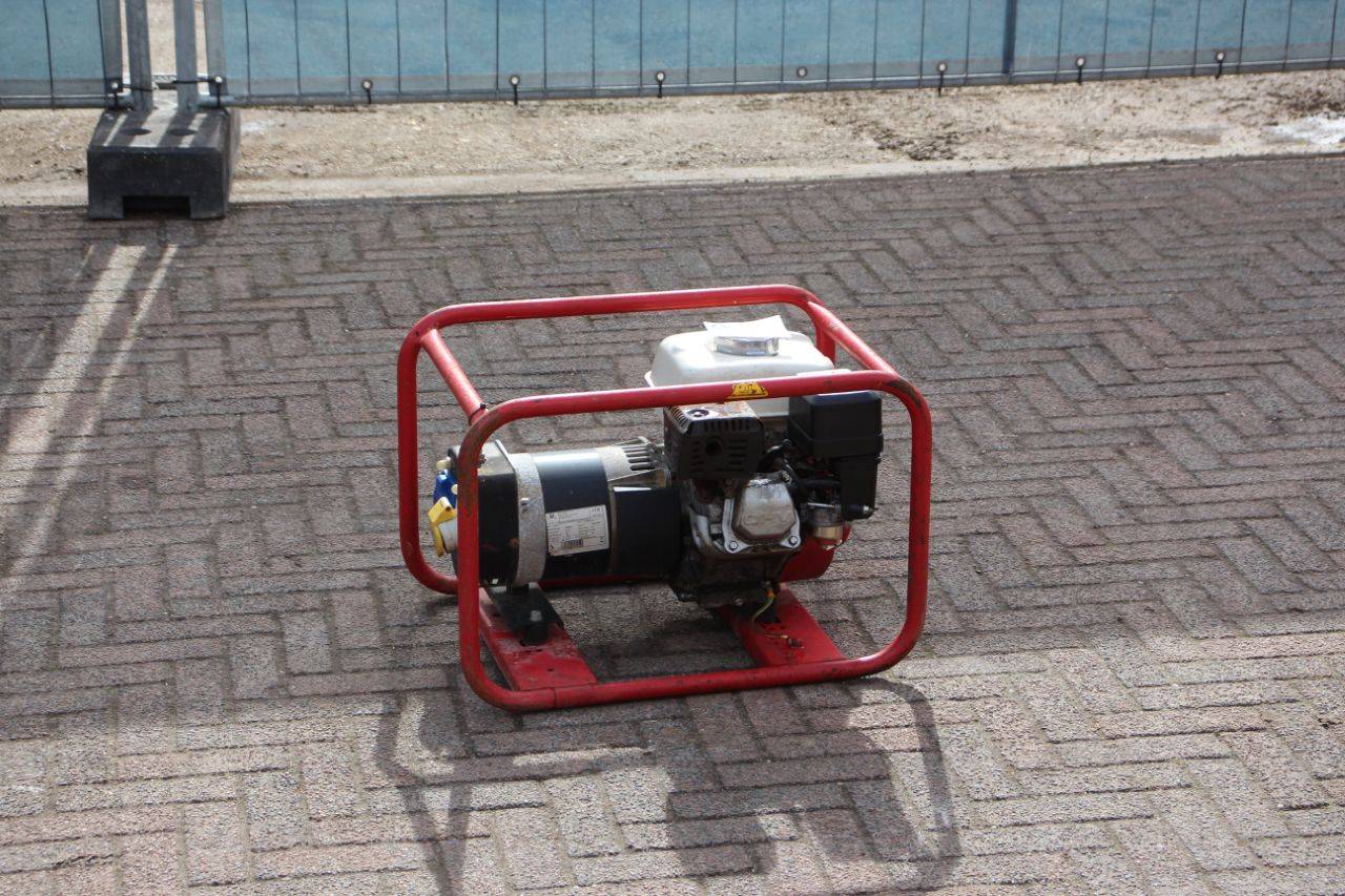 Nissan E3200 Petrol Generator 2021 2kVA