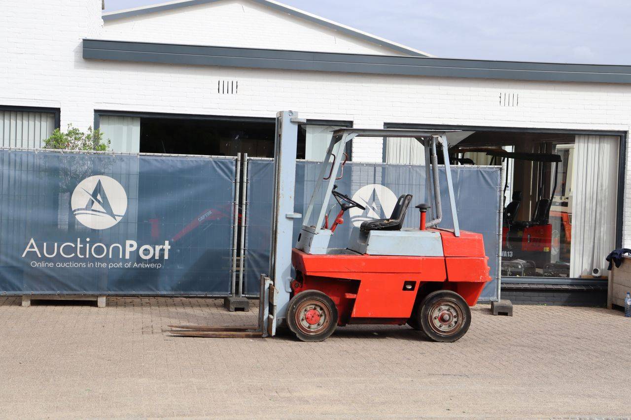 Carrello elevatore diesel Linde