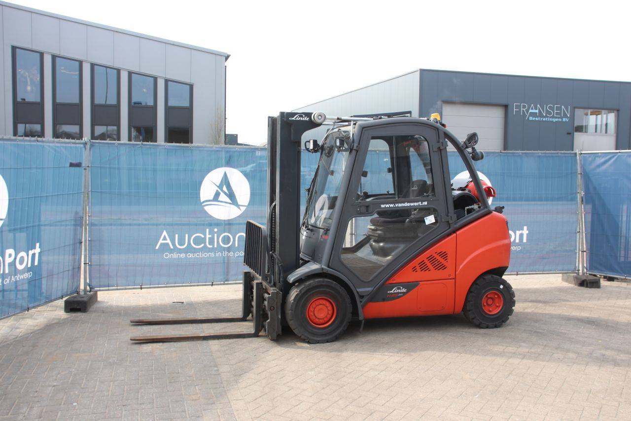 Heftruck Linde H25T-02/600 LPG 2500kg 7.0m 2016