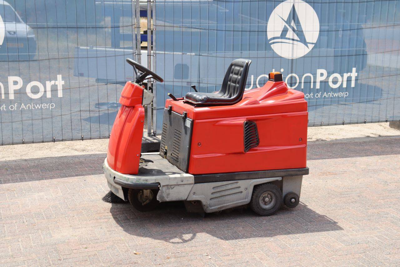 Sweeper Teknova TK1000S Petrol 5.5hp 2001