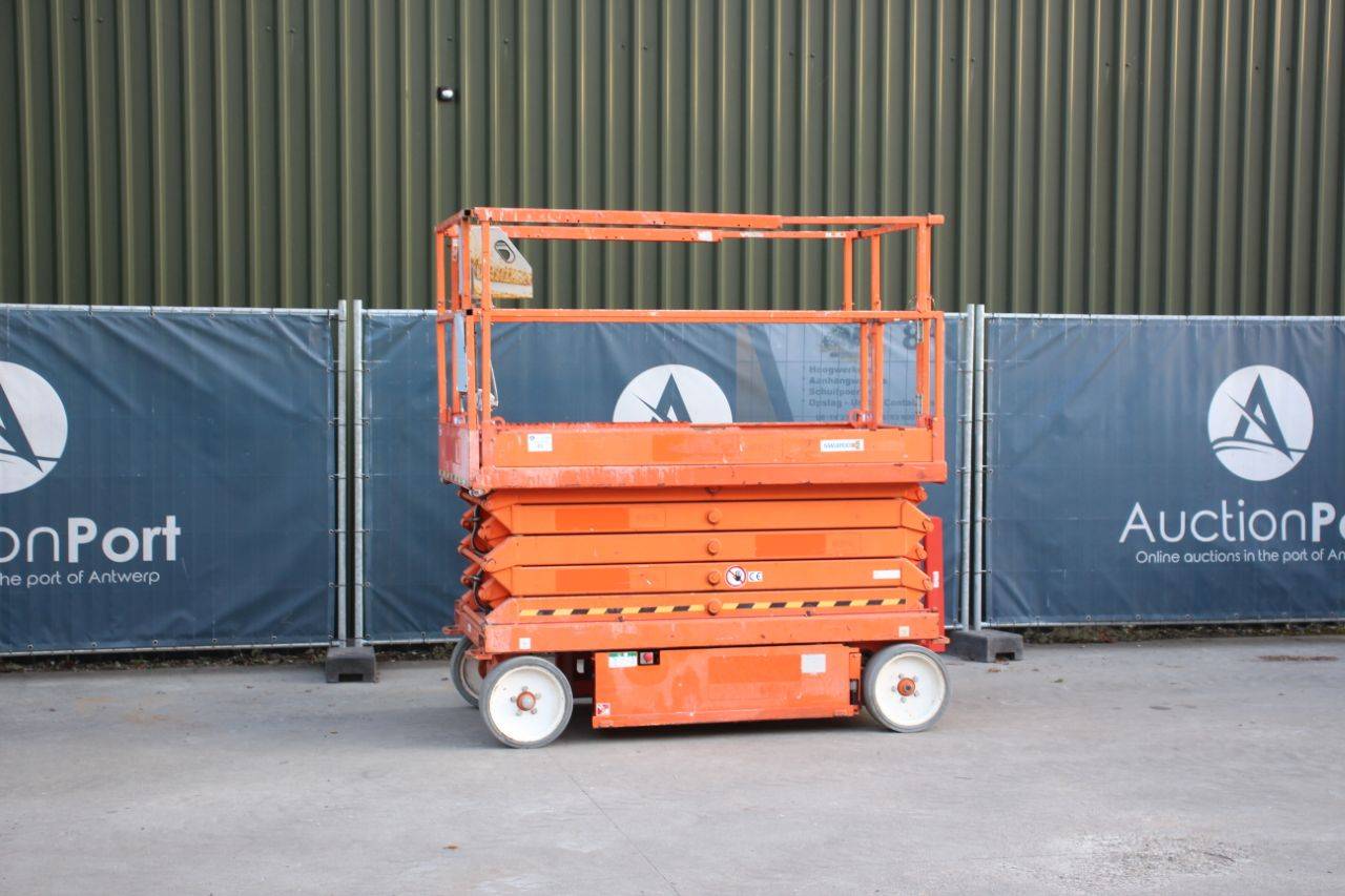 Scissor lift SkyJack SJ4632 Electric 11.7m 2015