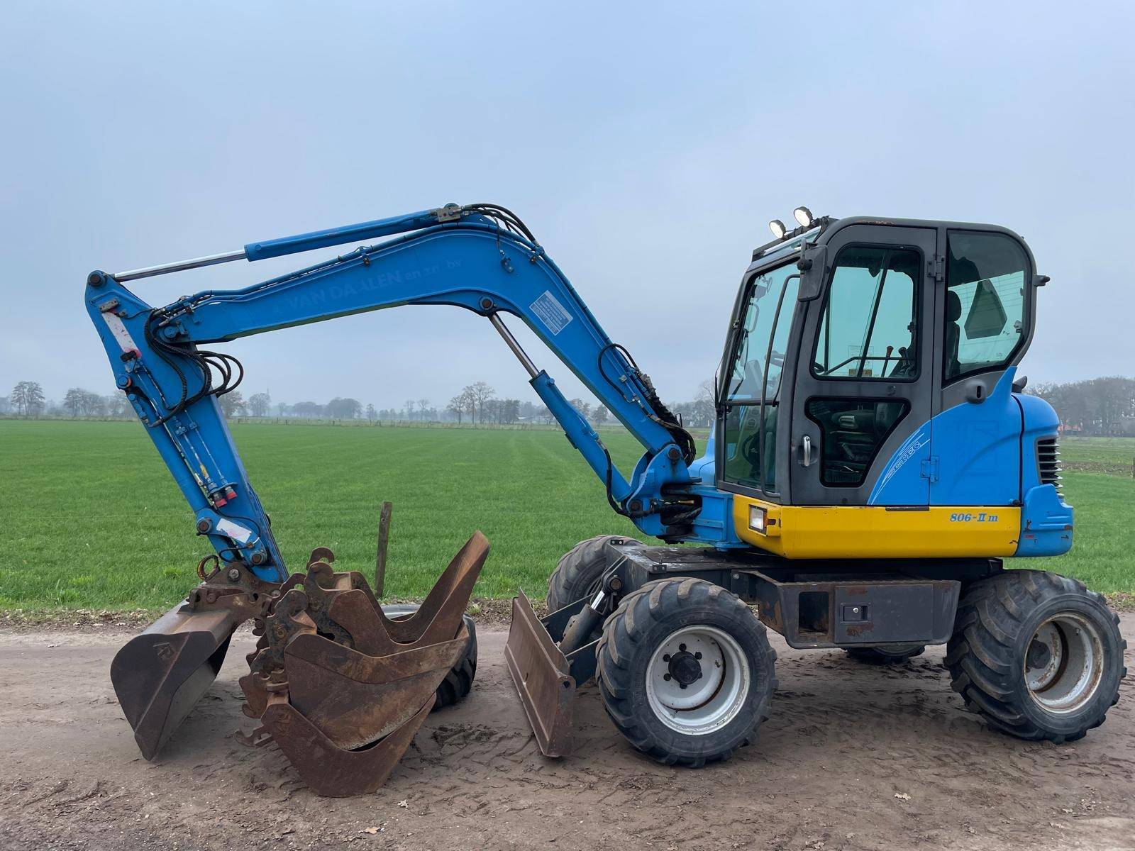 Doosan DX55 WD Diesel Wheeled Excavator 2010