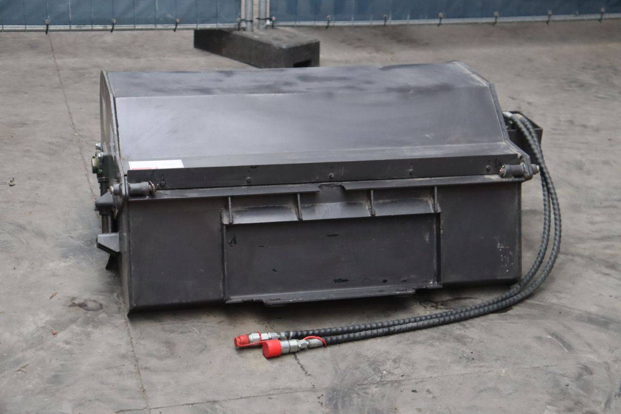Sweeping brush attachment S490R / ST490