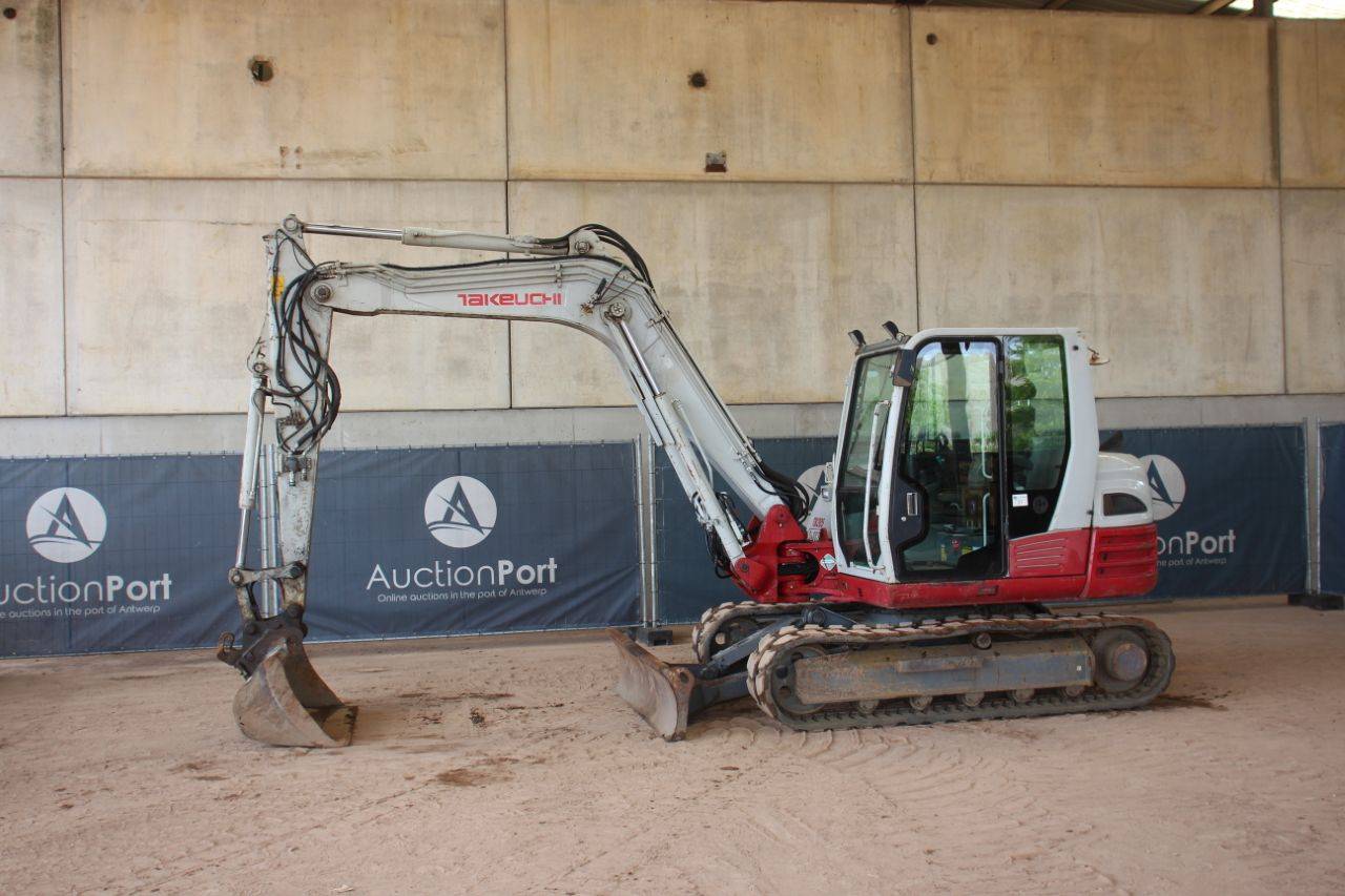 Crawler excavator Takeuchi TB285 Diesel 52kW 2013